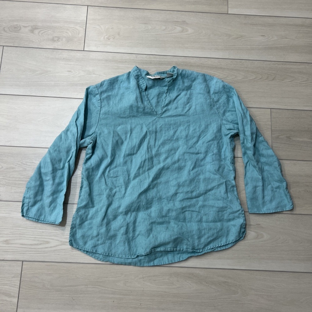 ORVIS Women’s 100% Linen top,  Large, V-neck